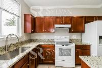 Click to view - 005-photo-kitchen-12217956.jpg