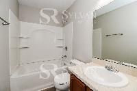 Click to view - 012-photo-bathroom-12217963.jpg