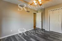 Click to view - 010-photo-bedroom-12207847.jpg