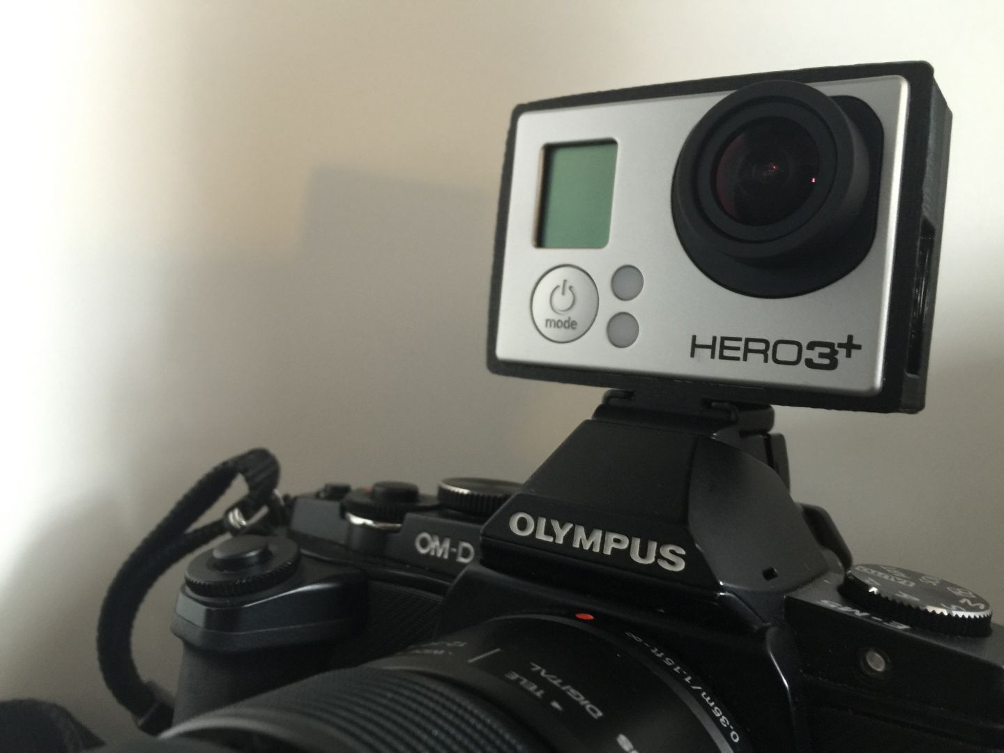 GoPro Hot Shoe Mount Redpah