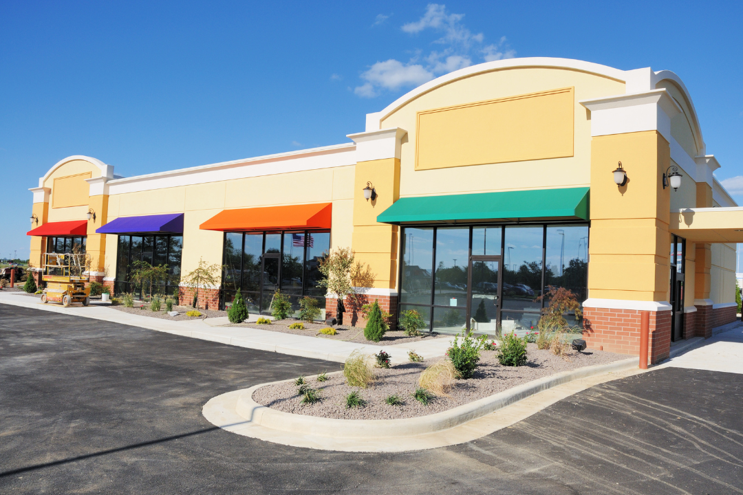 Commercial vs Residential Real Estate Investing (everything you need to