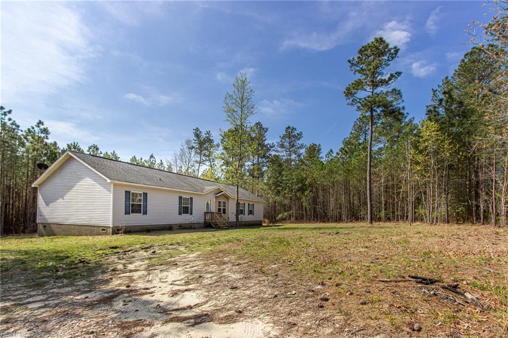 Property Details DENDRON3264 Hollybush Rd Dendron VA 23839Liz Moore