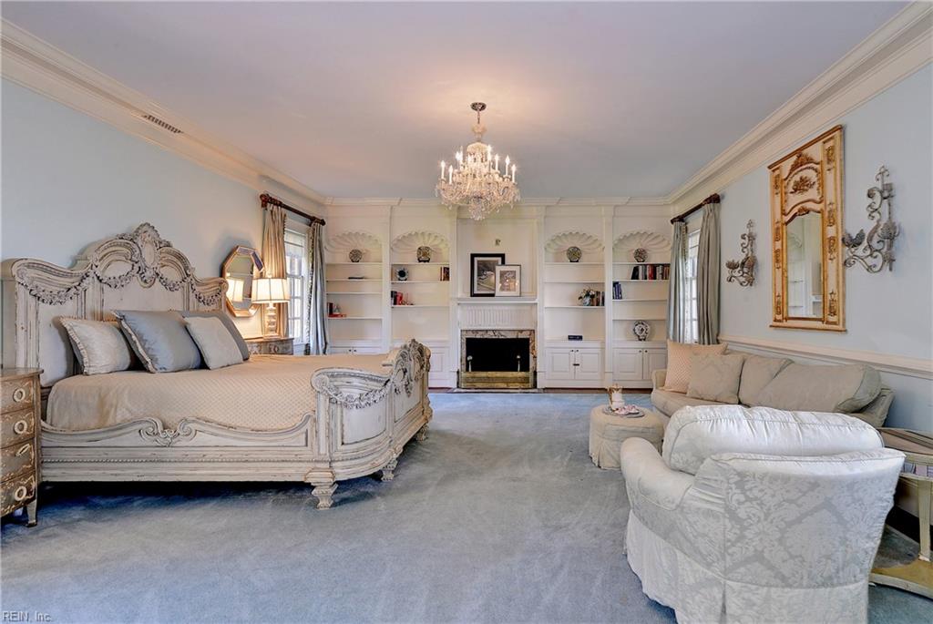 30 Ferguson Cove Newport News VA 23606 Liz Moore and Associates