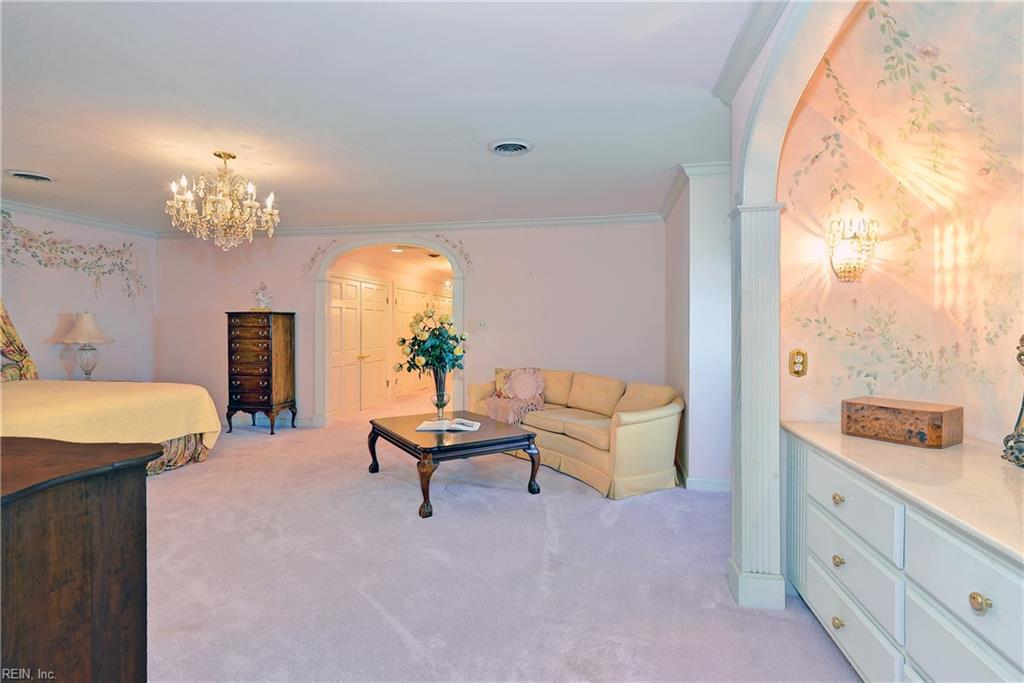 30 Ferguson Cove Newport News VA 23606 Liz Moore and Associates