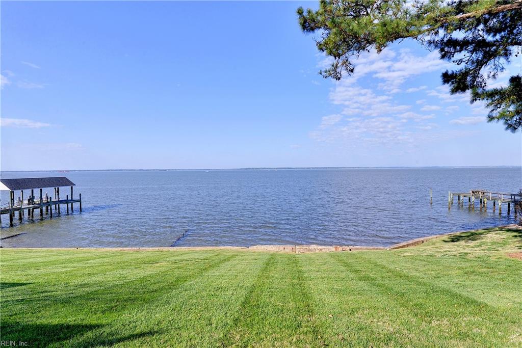 30 Ferguson Cove Newport News VA 23606 Liz Moore and Associates