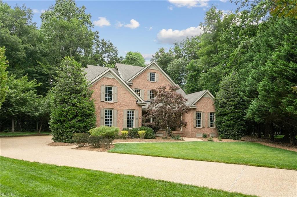 Photos KINGSMILL104 North Quarter Williamsburg VA 23185Liz Moore and