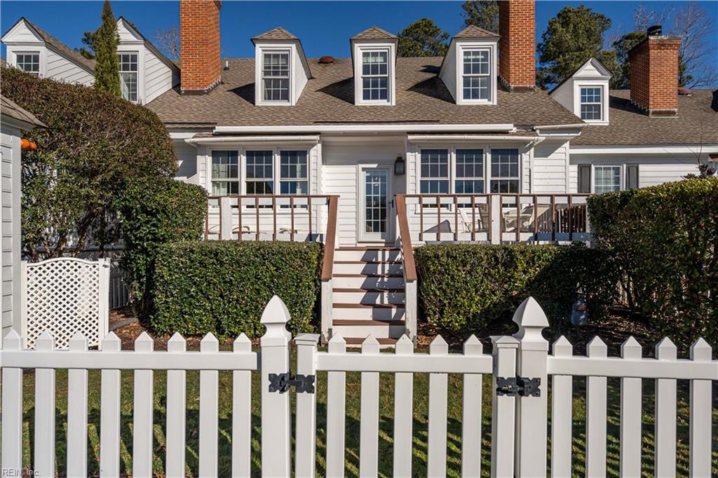 305 Dogleg Dr,Williamsburg VA, VA 23188Liz Moore and Associates