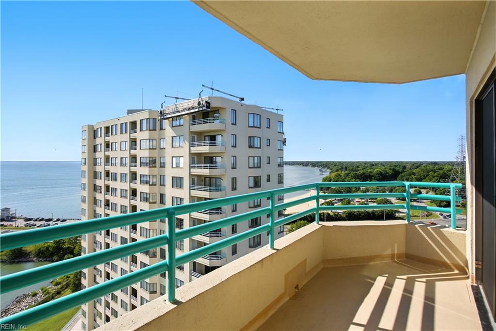 WINDWARD TOWERS