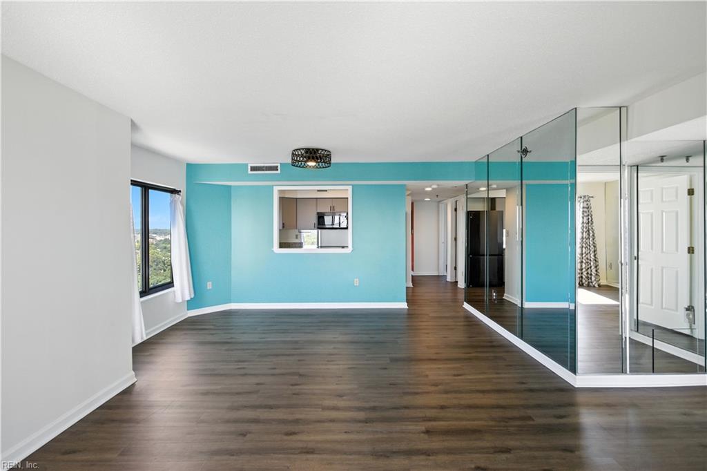 WINDWARD TOWERS