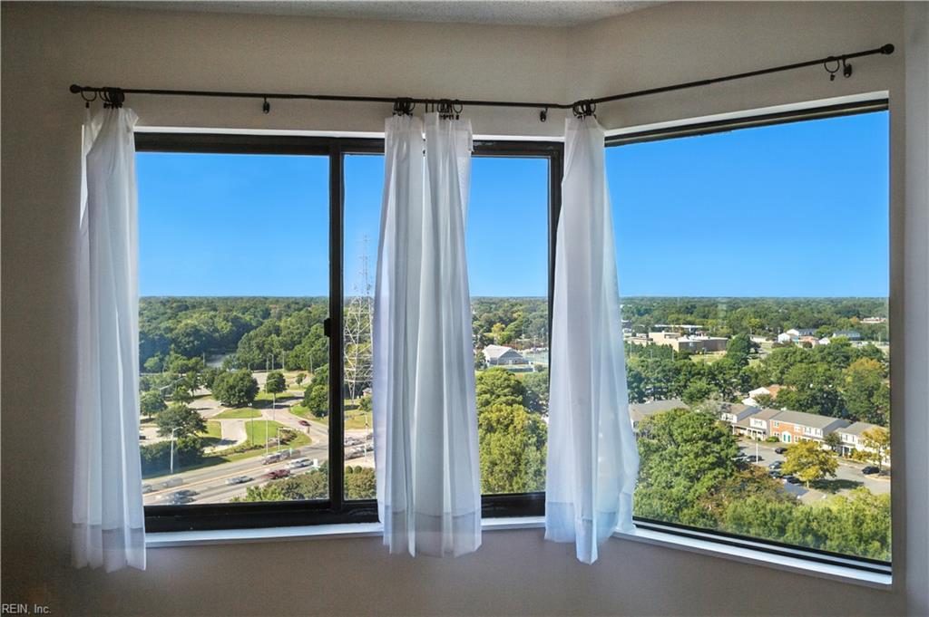 WINDWARD TOWERS
