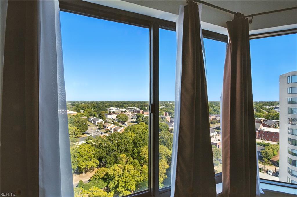 WINDWARD TOWERS