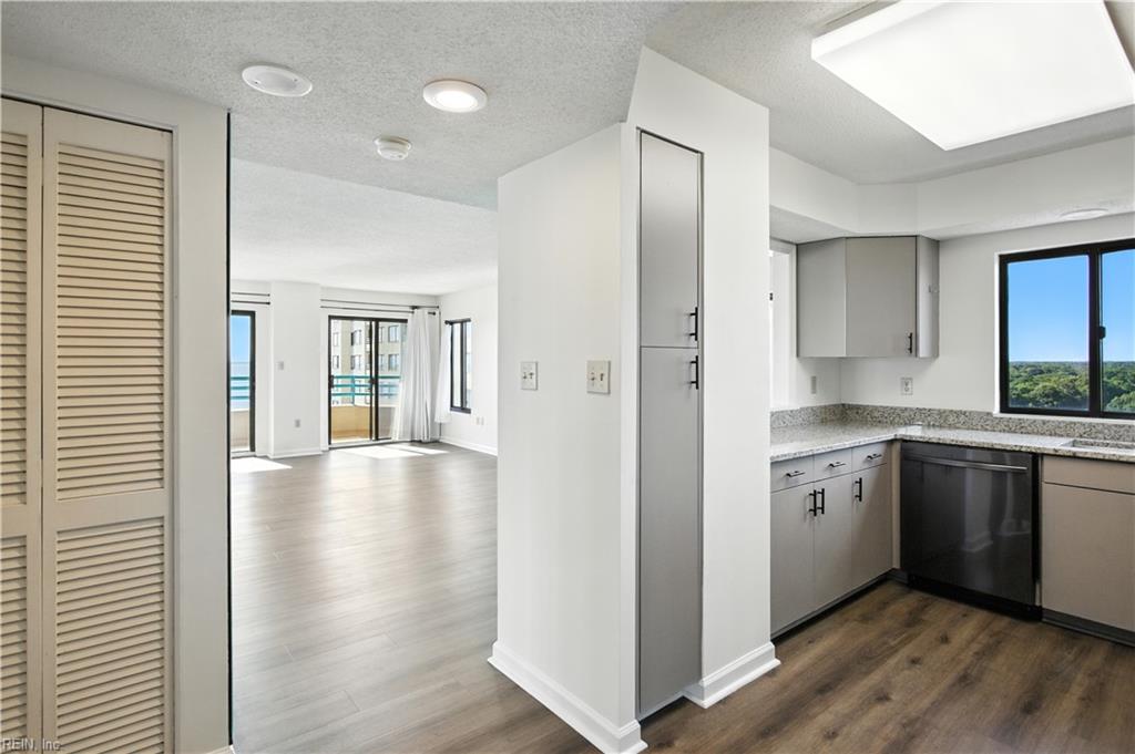 WINDWARD TOWERS