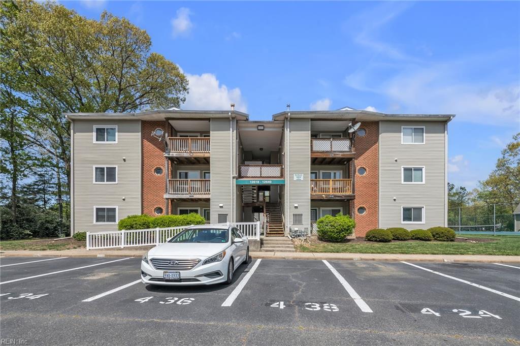 DAYBREAK CONDOS