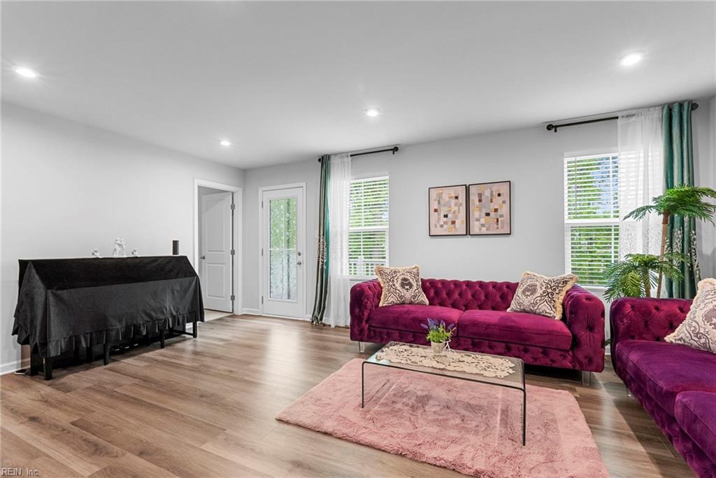 MARQUIS HILLS