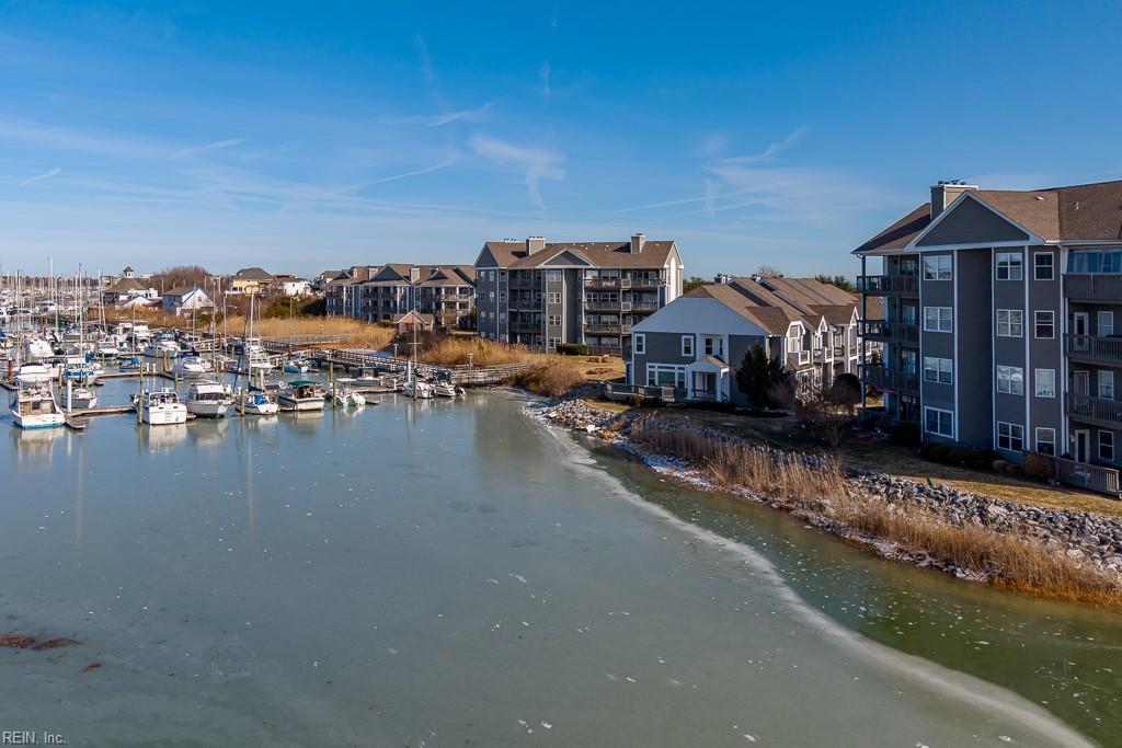 HAMPTON BAY