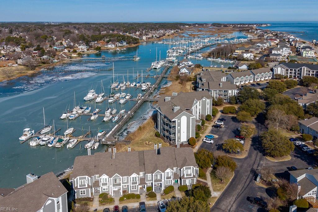 HAMPTON BAY