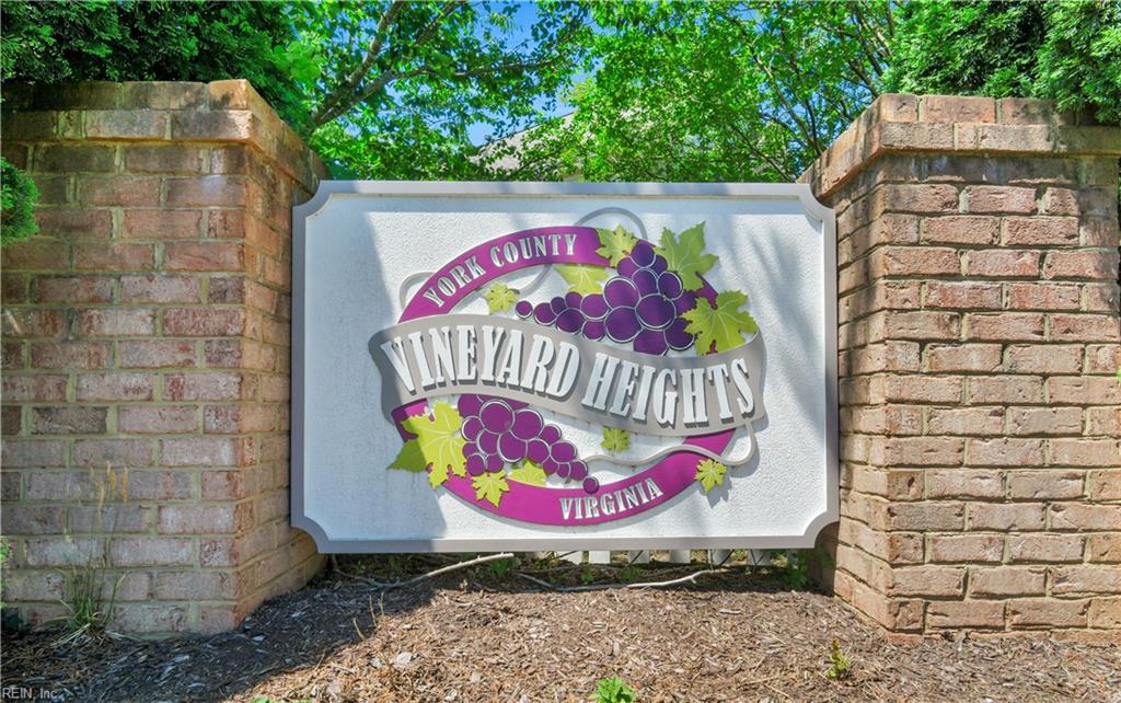 VINEYARD HEIGHTS