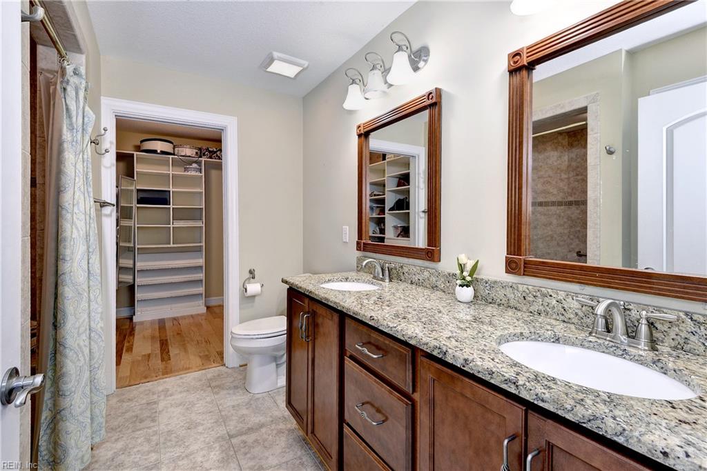 VILLAS AT FIVE FORKS