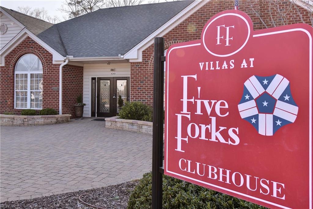 VILLAS AT FIVE FORKS