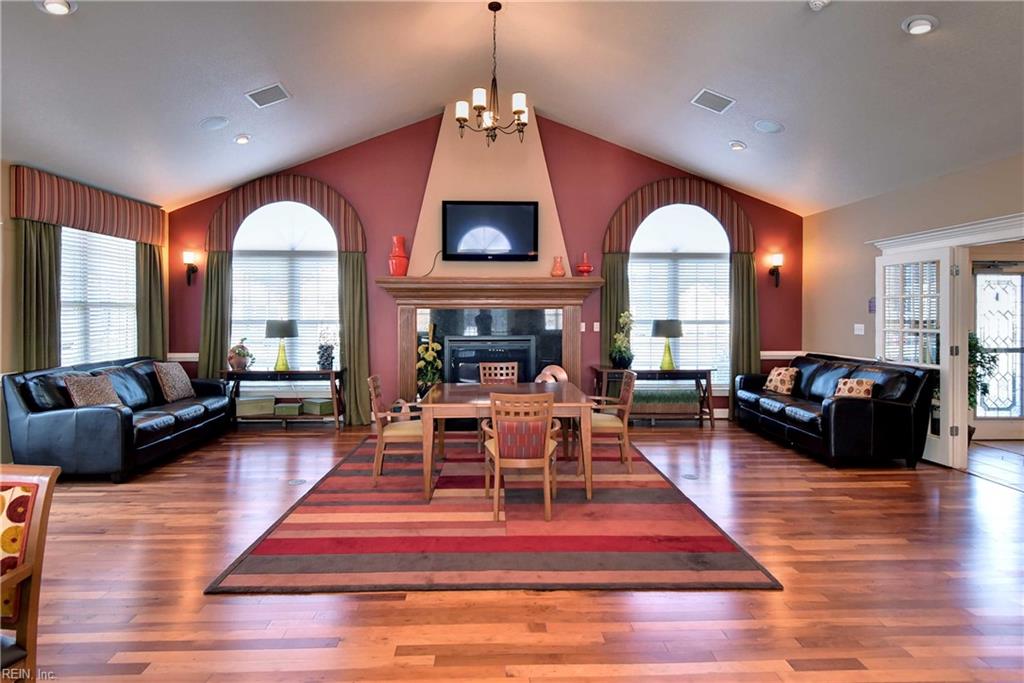VILLAS AT FIVE FORKS