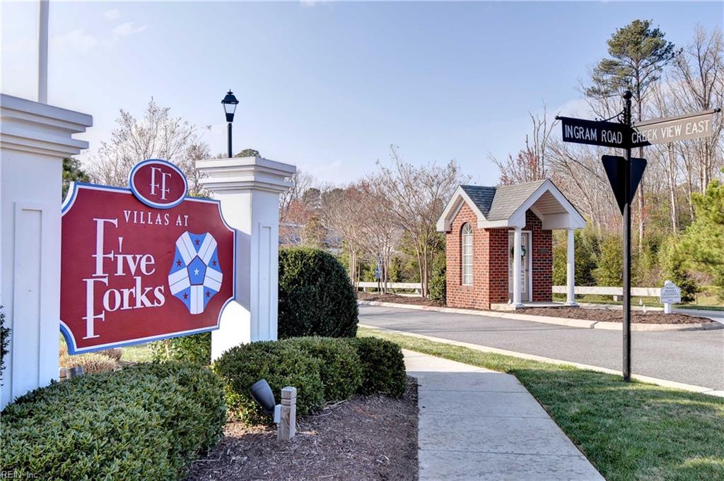 VILLAS AT FIVE FORKS