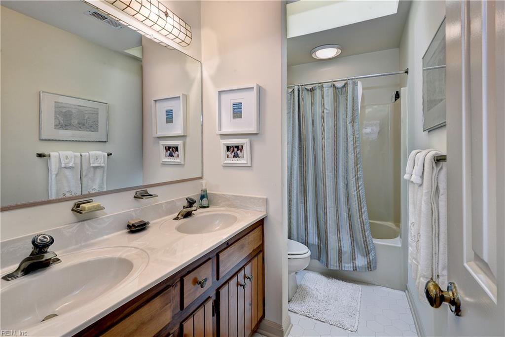 HERITAGE LANDING