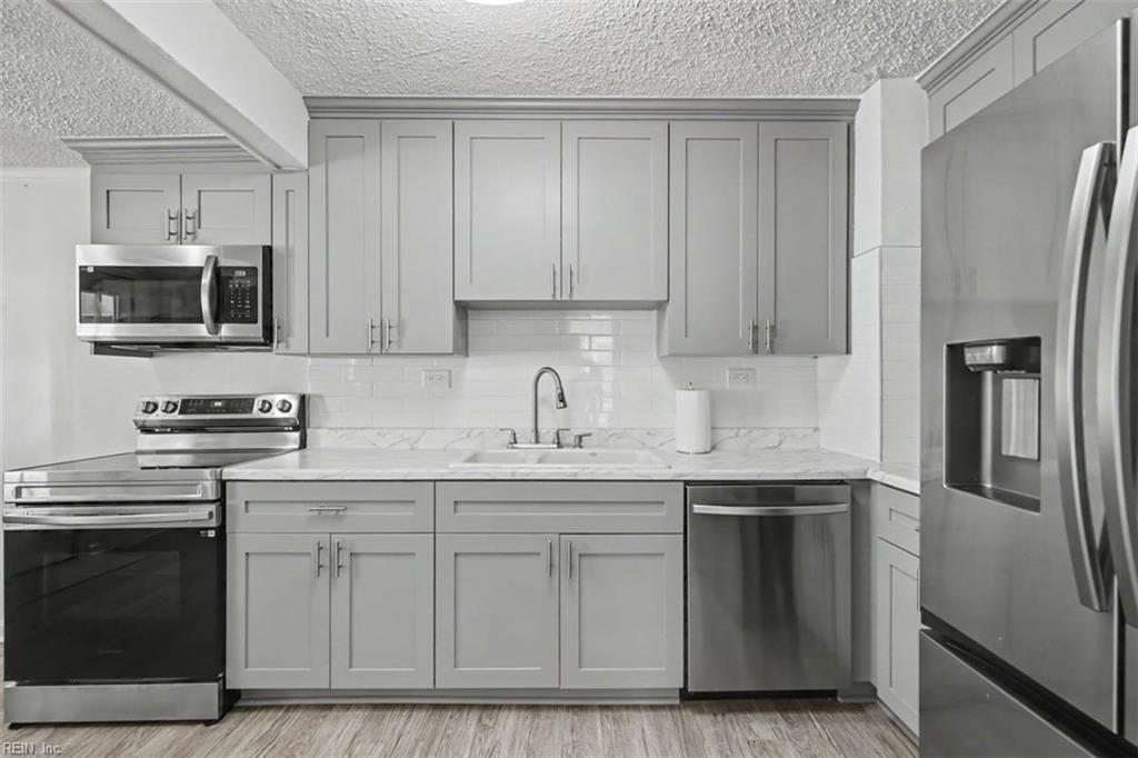 HUDSON TERRACE