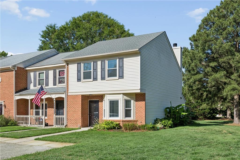 YORK CROSSING TOWNHOUSES