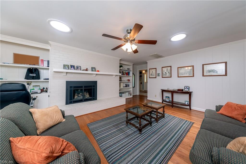 FORDS COLONY
