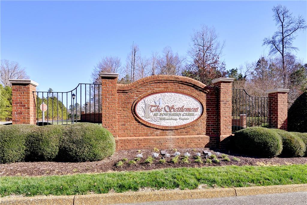 THE SETTLEMENT AT POWHATAN CREEK