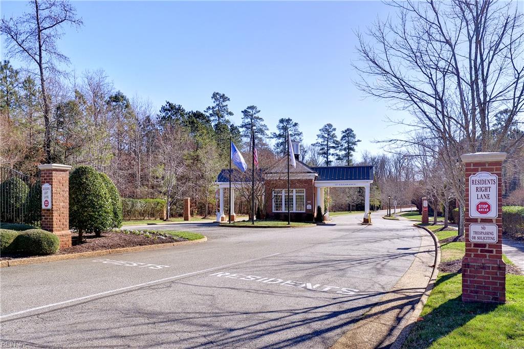 THE SETTLEMENT AT POWHATAN CREEK
