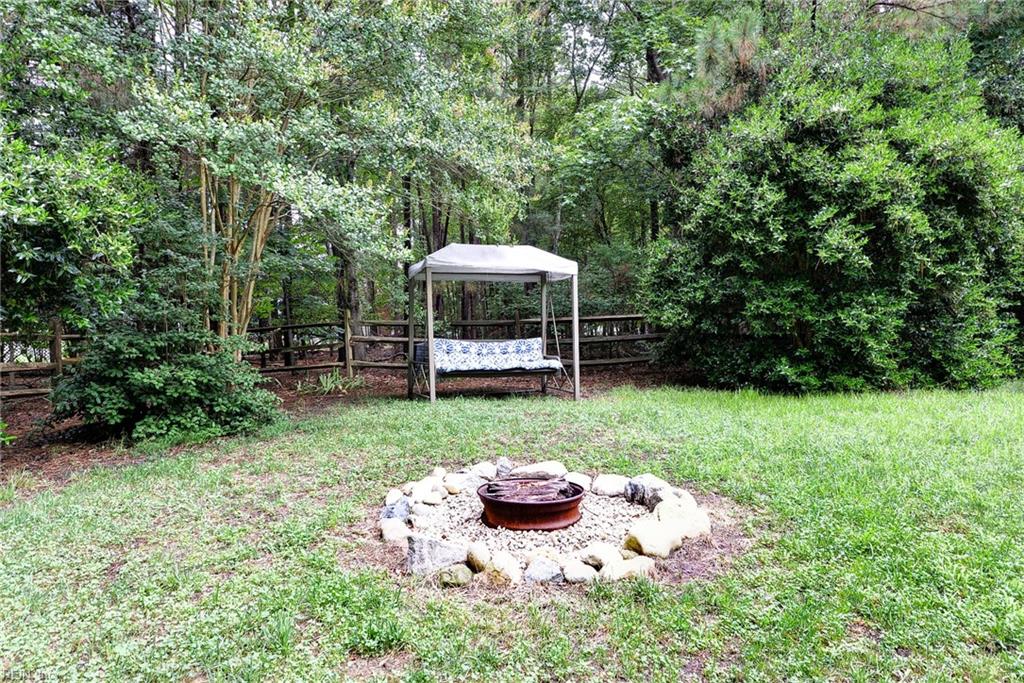 GRAYLIN WOODS
