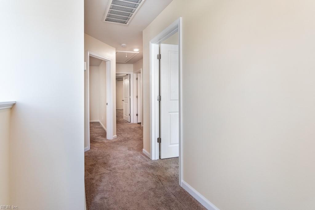 HUNTINGTON POINTE
