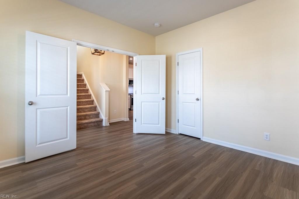 HUNTINGTON POINTE