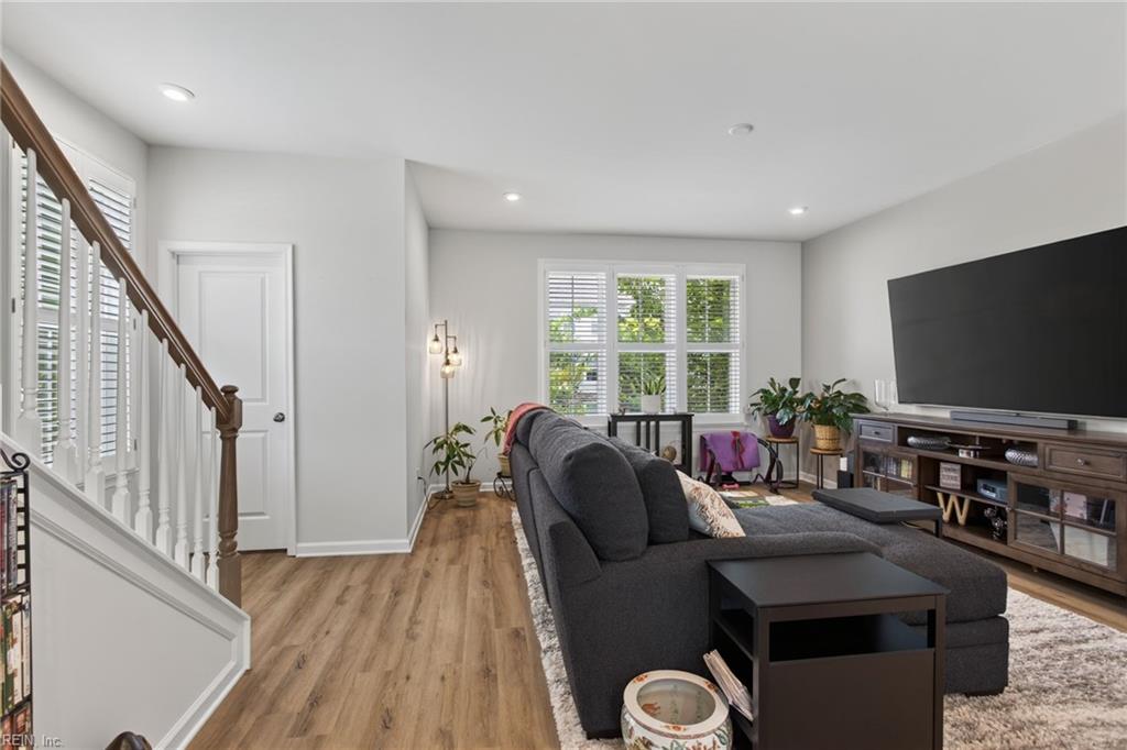 KELTON STATION TOWNHOMES