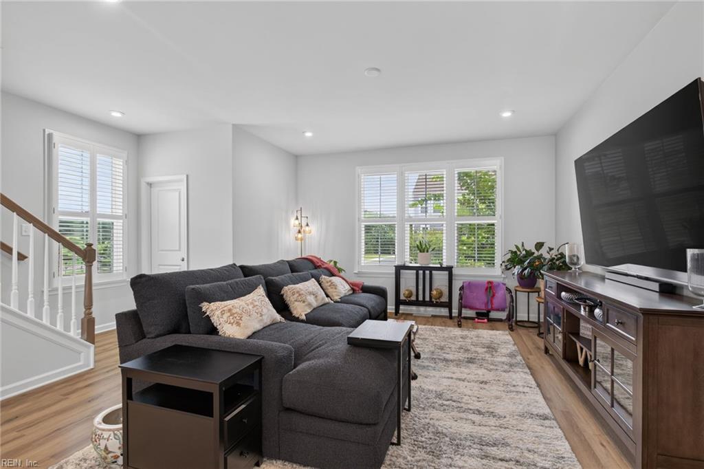 KELTON STATION TOWNHOMES
