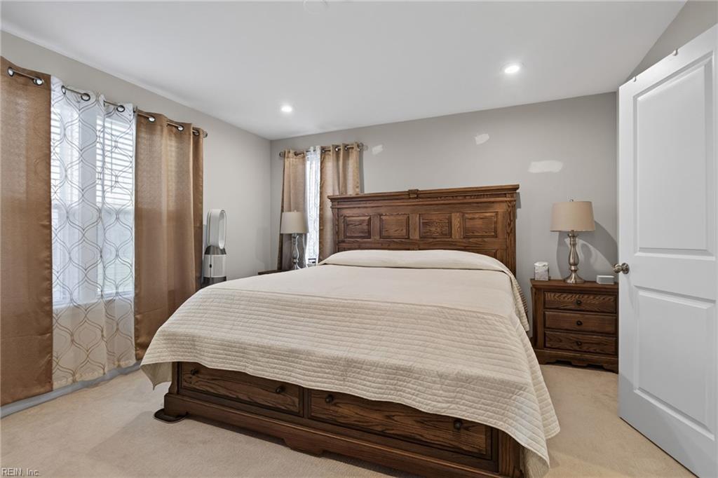 KELTON STATION TOWNHOMES