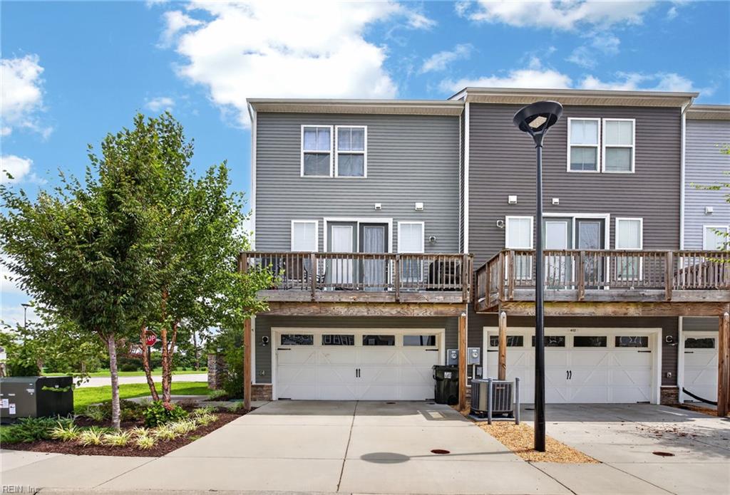 KELTON STATION TOWNHOMES