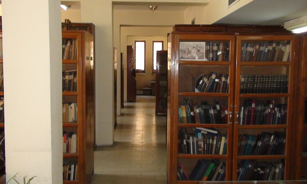 Mcm unesco visit library 09april09 %2823%29