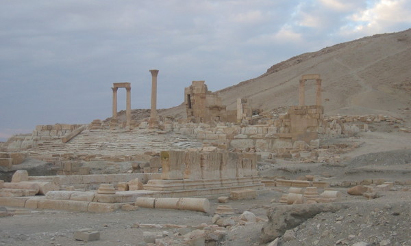 20051220 154622 syria palmyra diocletian camp
