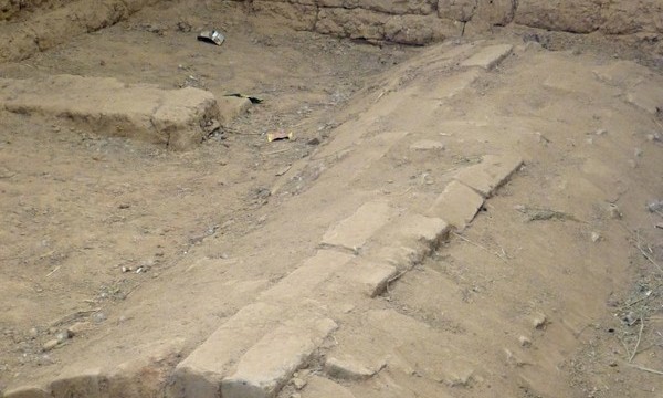 Nimrud queens grave 1 tt