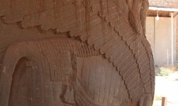 Nimrud doorway to throne room 2 tt