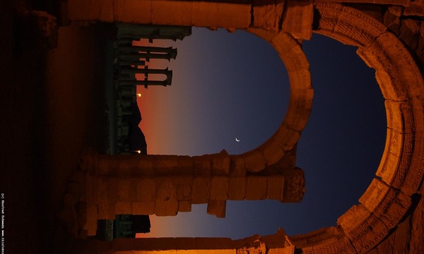 Palmyra arch dusk new moon 4!