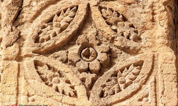 20058160589 8664089a00 o mon arch