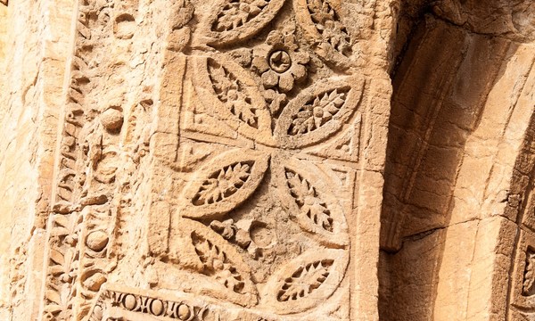 20250568831 104cd43332 o mon arch