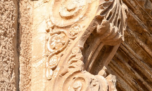 19462700915 f13d3b952f o tomb