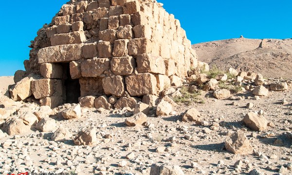 19275262020 e0f2035132 o tomb