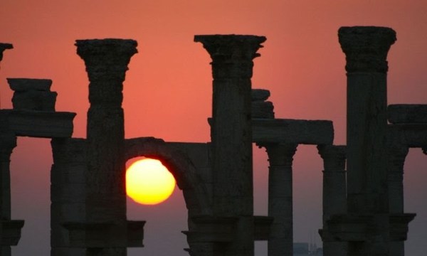 Sunriseoverancientpalmyra full