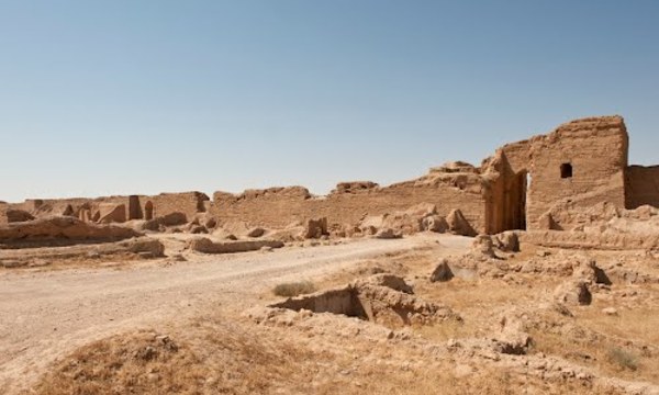 67425949 main gate decumanus maximus