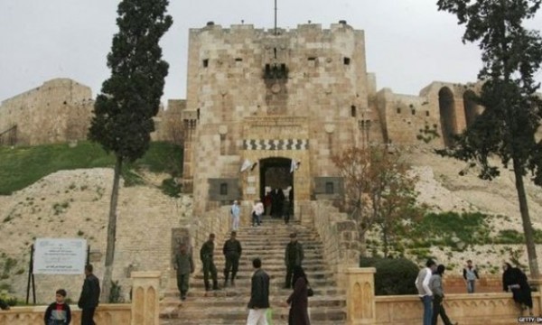 Aleppo citadel wall blast 2 600x338